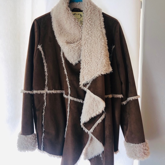 Beulah Style - sherpa lined faux suede jacket - Picture 3 of 4